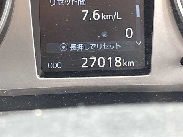 トヨタ ハイラックス Z 大分県 2021(令3)年 2.7万km スーパーホワイトⅡ ワンオーナー /レザー調シートカバー/2インチリフトアップ/ホイール2インチアップ/オプションキャノピー/オーバーフェンダー/バンパーガード/社外ナビ/フルセグTV/Bluetooth/社外ドラレコ/社外17インチアルミホイール/社外ETC/純正LEDヘッドライト/オートライト/衝突被害軽減ブレーキ/横滑り防止装置/レーンキープアシスト/コーナーセンサー/バックカメラ/4WD/純正ホイール有