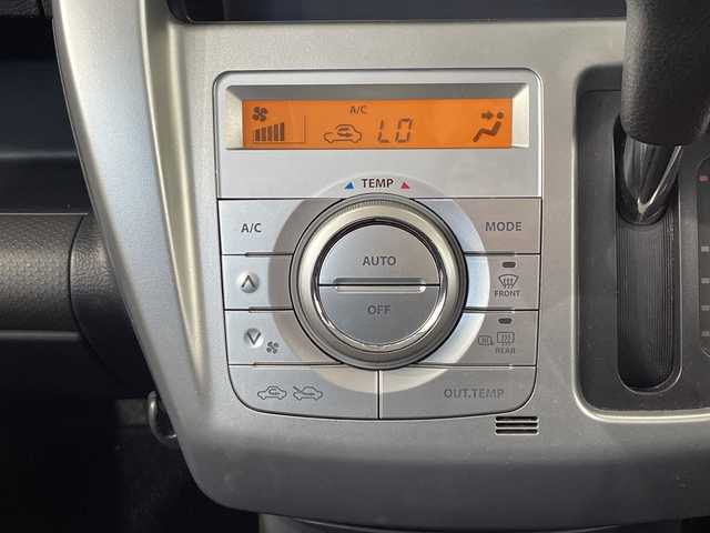 スズキ ハスラー J 栃木県 2018(平30)年 7.3万km ピュアホワイトパール/ブラック2トーン 社外ナビ/　（CD/DVD/ワンセグTV/Bluetooth）/スズキセーフティサポート/・デュアルカメラブレーキサポート/・誤発進抑制機能/・車線逸脱抑制機能/・車線逸脱警報機能/・ふらつき警報機能/・低速時ブレーキサポート/・発進お知らせ機能/・標識認識機能/前方ドライブレコーダー/シートヒーター/禁煙車/2トーン（パール/ブラックマイカ）/LEDヘッドライト/フロントフォグ/スマートキー/プッシュスタート/純正AW/フロアマット