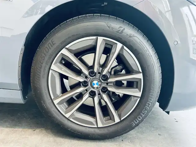ＢＭＷ ＢＭＷ ２１８ｉ アクティブツアラー Mスポーツ 大阪府 2023(令5)年 1.4万km グレー ACC/HUD/純正ナビ/360度カメラ/applecarplay/純正17インチAW/LEDヘッドライト/ブラインドスポット/電動リアゲート/ハーフレザー/パワーシート/Dシートメモリ/シートヒーター/ワイヤレス充電/クリアランスソナー/パドルシフト/ETC/ドラレコ