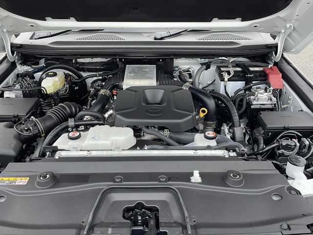 トヨタ ランドクルーザー ２５０ VX 山口県 2025(令7)年 0.7万km プラチナホワイトパールマイカ サンルーフ/ワンオーナー/純正12.3インチディスプレイオーディオ（コネクティッドナビ対応）/・AM/FM/USB/Miracast/Bluetooth/トヨタプレミアムJBLサウンドシステム/フルセグテレビ/ETC2.0/パノラミックビューモニター /ブラインドスポットモニター/デジタルインナーミラー/運転席パワーシート/前席シートヒーター/前席エアーシート/レザーシート/フロアマット/18インチ純正アルミホイール/電動リアゲート/左右独立温度コントロールフルオートエアコン/おくだけ充電/ステアリングヒーター/LEDヘッドランプ/フォグランプ/オートライト/Toyota Safety Sense/・プリクラッシュセーフティ/・緊急時操舵支援/・レーントレーシングアシスト/・レーダークルーズコントロール/・オートマチックハイビーム/・プロアクティブドライビングアシスト/取扱説明書/保証書/記録簿