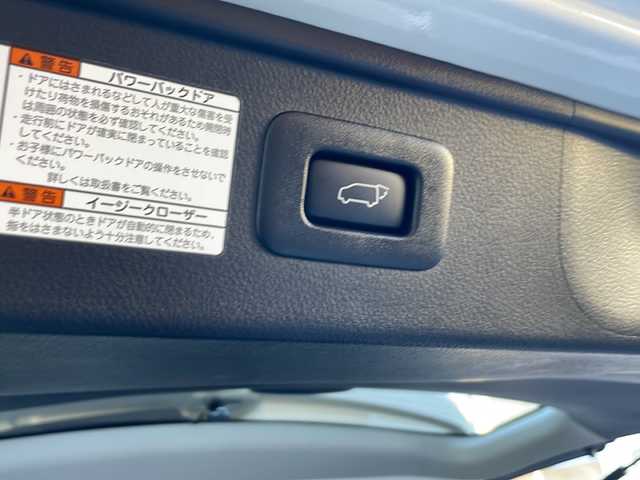 トヨタ アルファード S Cパッケージ 大阪府 2023(令5)年 1.9万km ホワイトパールクリスタルシャイン ワンオーナー/純正ナビ（フルセグTV/Bluetooth/DVD）/バックカメラ/純正フリップダウンモニター/ツインムーンルーフ/モデリスタ前後エアロ/レーダークルーズコントロール/デジタルインナーミラー/前後ドライブレコーダー/ETC2.0/パワーシート（運転席・助手席）/シートヒーター/エアーシート（運転席・助手席）/レーントレーシングアシスト/ブラインドスポットモニター/プリクラッシュセーフティ/リアクロストラフィックアラート/純正18インチアルミホイール