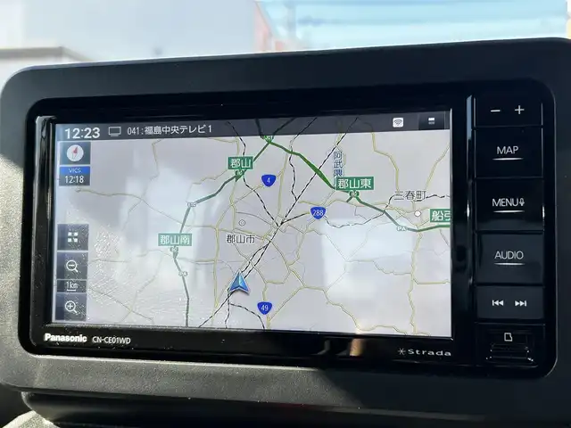 ダイハツ タフト G ダーククロムベンチャー 福島県 2025(令7)年 0.3万km サンドベージュメタリック スマートアシスト/アダプティブクルーズコントロール/レーンキープコントロール/ふらつき警報/路側逸脱警報機能/車線逸脱警報機能/車線逸脱抑制制御機能/ブレーキ制御誤発進抑制機能/衝突警報機能/衝突回避支援ブレーキ機能/標識認識機能/先行車発進お知らせ機能/社外ナビゲーション/型番：CN-CE01WD/【SD/BT/TV】/パノラマモニター/前席シートヒーター/アイドリングストップ/ステアリングリモコン/LEDオートライト/LEDフォグランプ/社外フロアマット