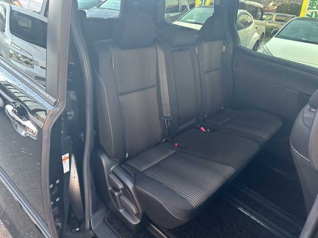 トヨタ ヴォクシー ZS 煌Ⅱ 大阪府 2020(令2)年 8.9万km ブラック 1オーナー　プリクラッシュセーフティ　１１型アルパインナビ　アルパインフリップダウンモニター　バックカメラ　両側パワースライドドア　前後ドラレコ　クリアランスソナー　床下ラゲッジＢＯＸ　シートバックテーブル　CD DVD BT ＨＤＭＩ　SD 　USB フルセグTV　後席シェード　ウィンカーミラー　LEDオートライト　フォグ　ETC　アイドリングストップ