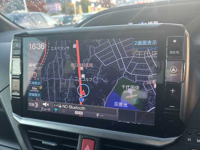 トヨタ ヴォクシー ZS 煌Ⅱ 大阪府 2020(令2)年 8.9万km ブラック 1オーナー　プリクラッシュセーフティ　１１型アルパインナビ　アルパインフリップダウンモニター　バックカメラ　両側パワースライドドア　前後ドラレコ　クリアランスソナー　床下ラゲッジＢＯＸ　シートバックテーブル　CD DVD BT ＨＤＭＩ　SD 　USB フルセグTV　後席シェード　ウィンカーミラー　LEDオートライト　フォグ　ETC　アイドリングストップ