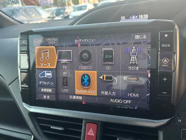 トヨタ ヴォクシー ZS 煌Ⅱ 大阪府 2020(令2)年 8.9万km ブラック 1オーナー　プリクラッシュセーフティ　１１型アルパインナビ　アルパインフリップダウンモニター　バックカメラ　両側パワースライドドア　前後ドラレコ　クリアランスソナー　床下ラゲッジＢＯＸ　シートバックテーブル　CD DVD BT ＨＤＭＩ　SD 　USB フルセグTV　後席シェード　ウィンカーミラー　LEDオートライト　フォグ　ETC　アイドリングストップ