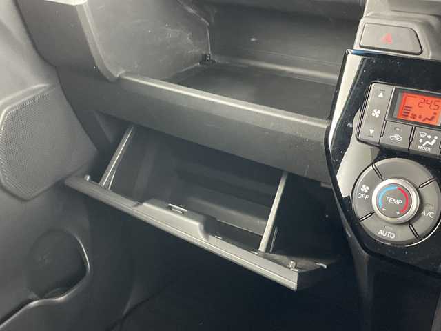 ダイハツ ウェイク G ターボ SA Ⅱ 愛知県 2016(平28)年 6.7万km パールホワイトⅢ 禁煙車/ターボ/純正オーディオ/【CD USB AUX FM AM 品番:CUK-W66D】/衝突軽減ブレーキ/レーンキープアシスト/後部コーナーセンサー/アイドリングストップ/両側パワースライドドア/ベンチシート/ステアリングリモコン/純正フロアマット/純正14インチアルミホイール/プッシュスタート/スマートキー/スペアキー1本/オート電動格納ドアミラー/HIDヘッドライト/オートライト/フロントフォグランプ/ISO FIX