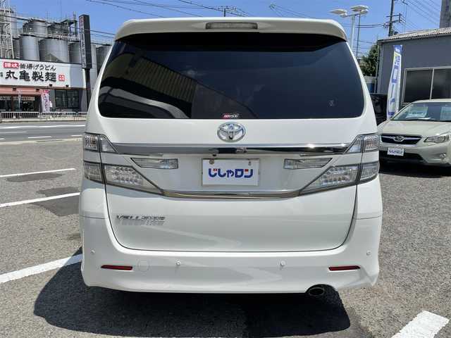 トヨタ ヴェルファイア 2．4Z ゴールデンアイズ 京都府 2013(平25)年 9.2万km ホワイトパールクリスタルシャイン （株）IDOMが運営する【じしゃロン伏見店】の/自社ローン専用車両になります。/こちらは現金またはオートローンご利用時の価格です。/自社ローンご希望の方は別途その旨お申し付けください/純正HDDナビ/(Bluetooth/FM/AM/DVD)/ワンセグTV/バックカメラ/両側電動スライドドア/コーナーセンサー/横滑り防止装置/ハーフレザー/ETC/後部座席モニター/パワーバックドア/純正AW&サマータイヤ積込/プッシュスタート/スマートキー/HIDヘッドライト/オートライト/スペアキー/フロアマット