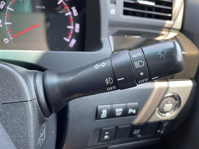 トヨタ ヴェルファイア 2．4Z ゴールデンアイズ 京都府 2013(平25)年 9.2万km ホワイトパールクリスタルシャイン （株）IDOMが運営する【じしゃロン伏見店】の/自社ローン専用車両になります。/こちらは現金またはオートローンご利用時の価格です。/自社ローンご希望の方は別途その旨お申し付けください/純正HDDナビ/(Bluetooth/FM/AM/DVD)/ワンセグTV/バックカメラ/両側電動スライドドア/コーナーセンサー/横滑り防止装置/ハーフレザー/ETC/後部座席モニター/パワーバックドア/純正AW&サマータイヤ積込/プッシュスタート/スマートキー/HIDヘッドライト/オートライト/スペアキー/フロアマット
