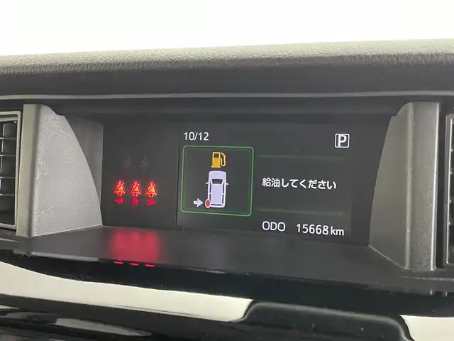 トヨタ タンク カスタムG 埼玉県 2019(令1)年 1.6万km パールホワイトⅢ スマートアシスト3/衝突警報機能/衝突回避支援ブレーキ機能/誤発進抑制制御機能/車線逸脱警報機能/先行車発進お知らせ機能/オートハイビーム/純正9インチナビ（NSZT-Y68T）/　DTV CD DVD BT SD/両側パワースライドドア/パノラミックビューモニター/前席シートヒーター/クルーズコントロール/TRC（トラクションコントロール）/VSC（ビークルスタビリティコントロール）/Stop&Start System(SMART STOP)/社外前後ドライブレコーダー（CS-71FW）/ビルトインETC/エンジンスタートボタン/スマートキー/スペアキー/純正アルミホイール/純正LEDヘッドランプ＆フォグランプ