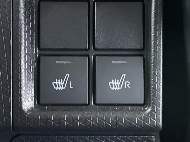 ダイハツ タント ファンクロスターボ 埼玉県 2023(令5)年 1.1万km ブラックマイカメタリック/シャイニングホワイトパール スマートアシスト　社外８インチディスプレイオーディオ　パノラマモニター　ＢＳＭ　アダプティブクルーズコントロール　シートヒーター　ＨＤＭＩ　純正アルミホイール　オートハイビーム　ＬＥＤライト　地デジ