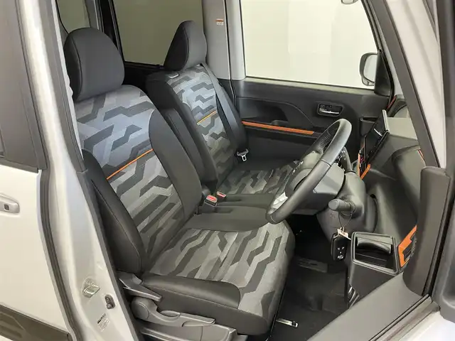 ダイハツ タント ファンクロスターボ 埼玉県 2023(令5)年 1.1万km ブラックマイカメタリック/シャイニングホワイトパール スマートアシスト　社外８インチディスプレイオーディオ　パノラマモニター　ＢＳＭ　アダプティブクルーズコントロール　シートヒーター　ＨＤＭＩ　純正アルミホイール　オートハイビーム　ＬＥＤライト　地デジ