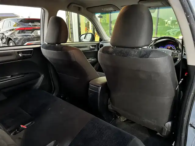 トヨタ カローラ フィールダー ハイブリッドG 香川県 2014(平26)年 16.7万km ブルーM 純正ナビ/→ワンセグ/Bluetooth/バックカメラ/社外15インチアルミ/純正フロアマット/ETC/横滑り防止装置/革巻きステアリング/ステアリングリモコン/プッシュスタート/スマートキー/パワーステアリング/パワーウィンドウ