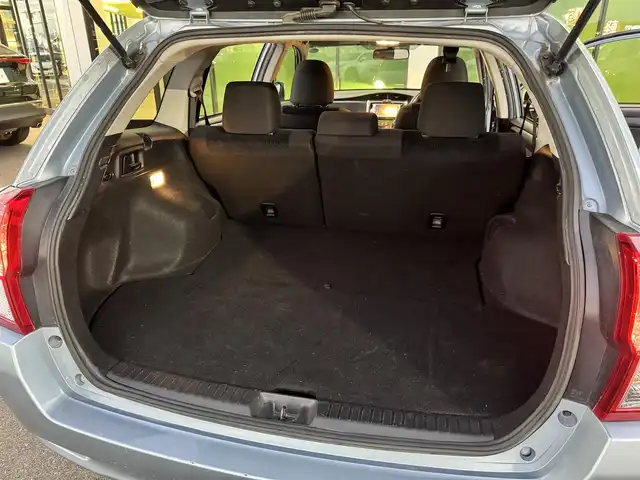 トヨタ カローラ フィールダー ハイブリッドG 香川県 2014(平26)年 16.7万km ブルーM 純正ナビ/→ワンセグ/Bluetooth/バックカメラ/社外15インチアルミ/純正フロアマット/ETC/横滑り防止装置/革巻きステアリング/ステアリングリモコン/プッシュスタート/スマートキー/パワーステアリング/パワーウィンドウ