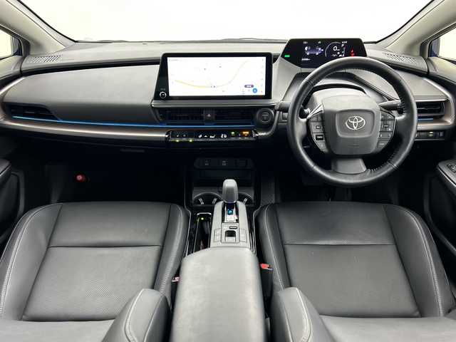 トヨタ プリウス Z 三重県 2023(令5)年 2.5万km ダークブルー /禁煙車//純正ナビ/・フルセグ・Bluetooth・USB・AppleCarPlay・AndroidAuto//パノラミックビューモニター//ブラインドスポットモニター//パワーバックドア//運転席パワーシート（メモリ付き）//前席ベンチレーション//前席シートヒーター//トヨタセーフティセンス//プリクラッシュセーフティ//レーダークルーズコントロール//オートマチックハイビーム//レーントレーシングアシスト//電子パーキング//ブレーキホールド//デジタルインナーミラー//ワイヤレスチャージャー//ステアリングヒーター//LEDヘッドライト//オートライト//革巻きステアリング//ステアリングイッチ//AC100V//ビルトインETC2.0//プッシュスタート//スマートキー