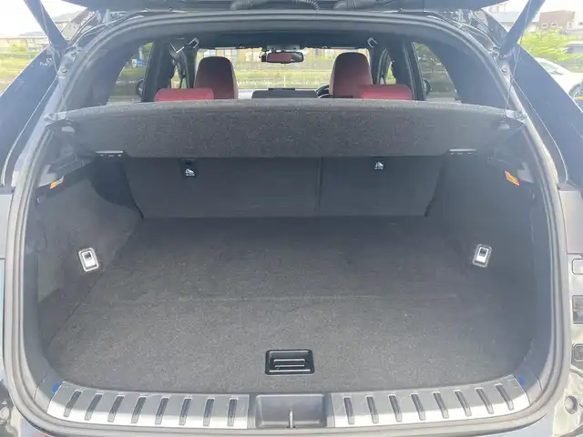 レクサス ＮＸ 300h Fスポーツ 福岡県 2015(平27)年 12.8万km スターライトブラックガラスフレーク ・サンルーフ/・レーダークルーズコントロール/・SDナビ/CD/DVD/Bluetooth/AUX/・赤革シート/シートヒーター/・社外ドライブレコーダー/・ETC/・純正18AW/・プッシュスタート/・スマートキー/・パワーシート/・オートライト/・LEDライト/・オートブレーキホールド/・ステアリングヒーター/・保証書/・取扱説明書/・記録簿
