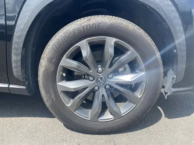 レクサス ＮＸ 300h Fスポーツ 福岡県 2015(平27)年 12.8万km スターライトブラックガラスフレーク ・サンルーフ/・レーダークルーズコントロール/・SDナビ/CD/DVD/Bluetooth/AUX/・赤革シート/シートヒーター/・社外ドライブレコーダー/・ETC/・純正18AW/・プッシュスタート/・スマートキー/・パワーシート/・オートライト/・LEDライト/・オートブレーキホールド/・ステアリングヒーター/・保証書/・取扱説明書/・記録簿