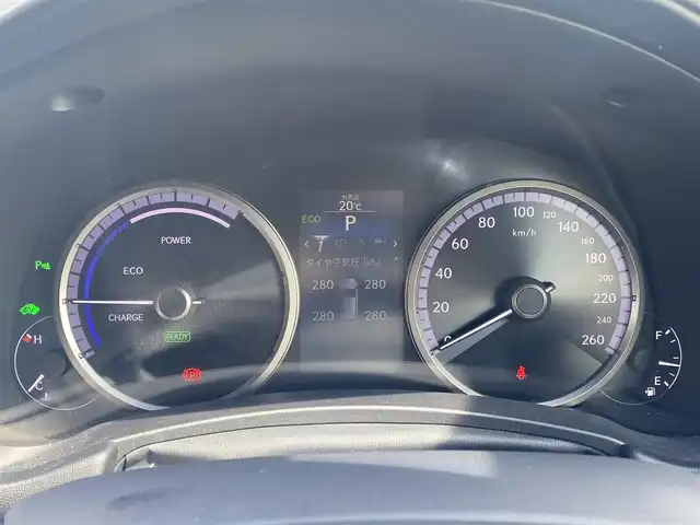 レクサス ＮＸ 300h Fスポーツ 福岡県 2015(平27)年 12.8万km スターライトブラックガラスフレーク ・サンルーフ/・レーダークルーズコントロール/・SDナビ/CD/DVD/Bluetooth/AUX/・赤革シート/シートヒーター/・社外ドライブレコーダー/・ETC/・純正18AW/・プッシュスタート/・スマートキー/・パワーシート/・オートライト/・LEDライト/・オートブレーキホールド/・ステアリングヒーター/・保証書/・取扱説明書/・記録簿