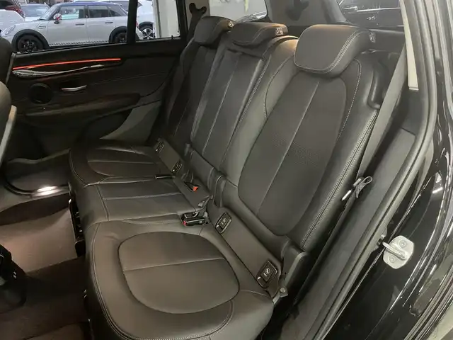 ＢＭＷ ２１８ｉ グランツアラー ラグジュアリー 兵庫県 2022(令4)年 1.8万km サファイアブラックP 純正ナビ/バックカメラ/ヘッドアップディスプレイ/電動フロントシート/フロントシートヒーター/ブラックレザーシート/ACC/車線逸脱警告/衝突被害軽減ブレーキ/ドライブレコーダー前後カメラ/Bluetooth