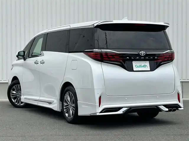 トヨタ アルファード Z 群馬県 2024(令6)年 0.6万km プラチナホワイトパールマイカ モデリスタエアロ/ワンオーナー/左右独立ムーンルーフ/14型ディスプレイオーディオプラス/（ナビ/USB/HDMI/AppleCarPlay/AndroidAuto）/フルセグテレビ/パノラミックビューモニター/ヘッドアップディスプレイ/デジタルインナーミラー/セーフティセンス/・プリクラッシュセーフティ/・レーントレーシングアシスト/・レーンディパーチャーアラート/・全車速追従機能付レーダークルーズコントロール/・アダプティブハイビームシステム/・ロードサインアシスト/・ドライバー異常時対応システム/・プロアクティブドライビングアシスト/・発進遅れ告知機能/合皮シート/シートヒーター/エアシート/パワーシート/シートメモリー/ステアリングヒーター/置くだけ充電/2列目エクゼクティブパワーシート/両側パワースライドドア/3眼LEDヘッドランプ/保証書/取扱説明書
