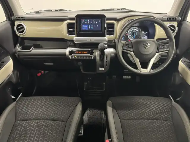 スズキ クロスビー HYBRID MZ 三重県 2022(令4)年 1.3万km タフカーキパールメタリック/ホワイト2トーン マイルドハイブリッド/FF/MTモード付インパネ6AT/カロッツェリア ディスプレイオーディオ DMH-SZ700/（FM/AM/TI（交通情報）/Bluetooth/USB/iPod/HDMI/AUX/CarPlay/AndroidAuto）/【OP】全方位モニター/ドライブレコーダー 前後/ETC/安全/・デュアルカメラブレーキサポート/・誤発進抑制機能（前方・後方）/・車線逸脱警報機能/・ふらつき警報機能/・車線維持支援機能/・アダプティブクルーズコントロール（全車速追従機能付）/・後退時ブレーキサポート/・リヤパーキングセンサー/・ハイビームアシスト/装備/・シートヒーター（D/N）/・オートエアコン/・オートライト/・LED ヘッドランプ＆フロントフォグランプ/・パドルシフト/・ステアリングスイッチ/・純正16inAW/・充電用USBジャック（Ax1、Cx1）/・プッシュスタート/・純正16inAW/・スマートキーx2/など