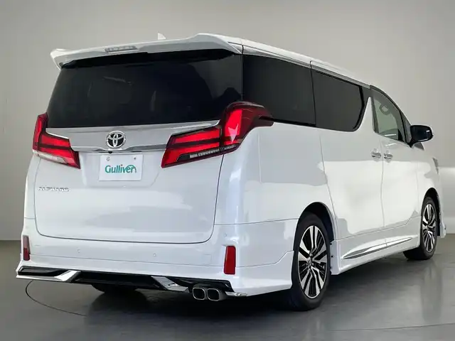トヨタ アルファード S Cパッケージ 愛知県 2022(令4)年 2.2万km ホワイトパールクリスタルシャイン 純正ディスプレイ　フルセグＴＶ　USB　Bluetooth　DVDデッキ　ミラキャスト　モデリスタエアロ　フロントモデリスタシグネチャーイルミ　後席モニター　ムーンルーフ　デジタルインナーミラー　黒革　バックカメラ　シートヒーター　シートベンチレーション　電動リアゲート　両側パワスラ　衝突軽減　追従クルコン　三眼ＬＥＤライト　オートライト　オートハイビーム　BSM　AC100V電源　オットマン　電動パーキング　ドラレコ　スペアタイヤ　禁煙