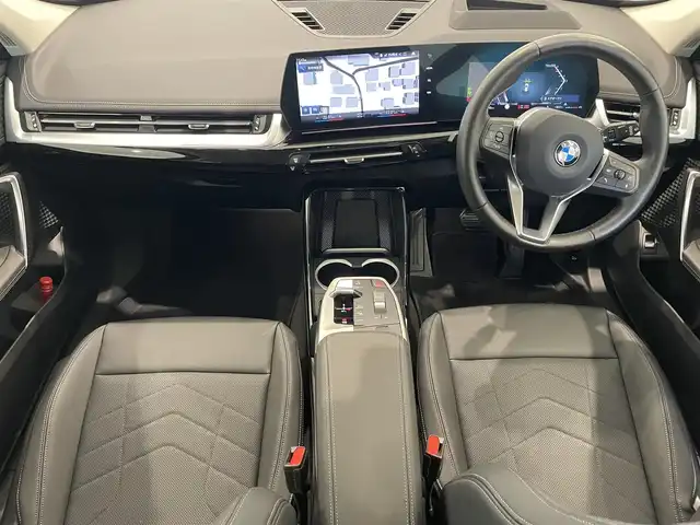 ＢＭＷ ＢＭＷ Ｘ１ xDrive 20d Xライン 熊本県 2023(令5)年 4万km 白 純正HDDナビ（AppleCarPlay、Bluetooth、USB）/360°カメラ/パノラマサンルーフ/ハーフレザーシート/パワーシート/シートヒーター/パワーバックドア/純正18インチアルミホイール/コーナーセンサー/LEDヘッドライト/前後ドライブレコーダー