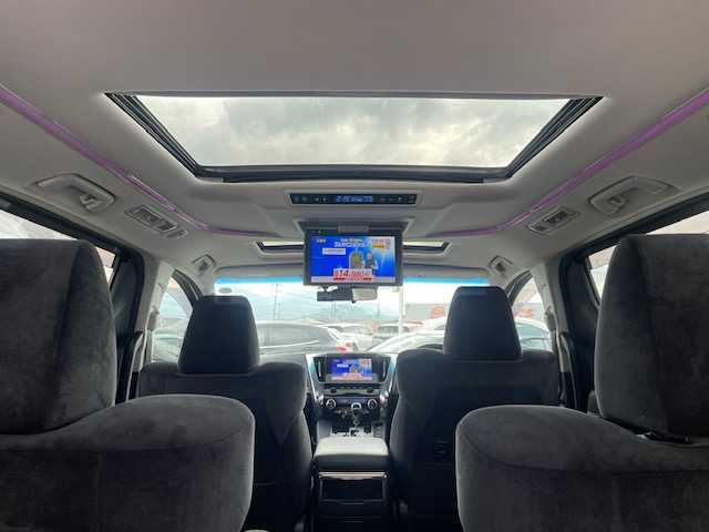 トヨタ アルファードハイブリット S 岩手県 2020(令2)年 7.4万km ブラック PCS（プリクラッシュセーフティ）/LTA（レーントレーシングアシスト）/PKSB（パーキングサポートブレーキ）/純正メモリナビ/フルセグTV/バックカメラ/クリアランスソナー/Wサンルーフ/フリップダウンモニター/クルコン /ETC/ナノイー/ドラレコ/LEDライト/両側パワスラ