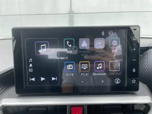 ダイハツ ロッキー プレミアム G HEV 千葉県 2023(令5)年 1.6万km シャイニングホワイトパール スマートアシスト/・衝突軽減ブレーキ/レーンキープアシスト/・レーダークルーズコントロール/オートハイビーム/・クリアランスソナー/ブラインドスポットモニター/純正ディスプレイオーディオ/・フルセグ/BT/USB/カープレイ/全方位カメラ/ステアリングスイッチ/ETC/ハーフレザーシート/シートヒーター(D/N席)/電動パーキングブレーキ/ブレーキホールド/LEDヘッドライト/オートライト/フォグライト/バックフォグ/純正フロアマット/純正17インチAW