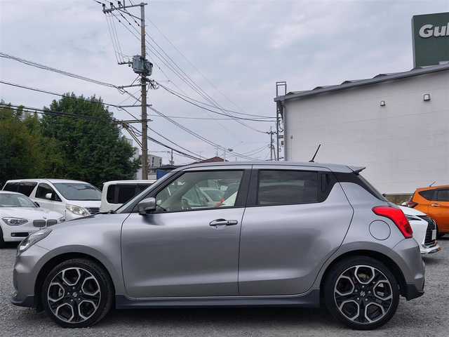スズキ スイフト スポーツ セーフティPKG 熊本県 2019(令1)年 3.3万km プレミアムシルバーメタリック ワンオーナー/純正8インチナビ（CN-RZ843)/【フルセグTV/CD/DVD/BT】/全周囲カメラ/衝突軽減防止装置/アダプティブクルーズコントロール/レーンキープアシスト/パドルシフト/オートLEDライト/オートハイビーム/ウィンカーミラー/D席シートヒーター/純正17インチAW/プッシュスタート/スマートキー/純正フロアマット/横滑り防止装置/ABS/保証書/取扱説明書/スペアキー