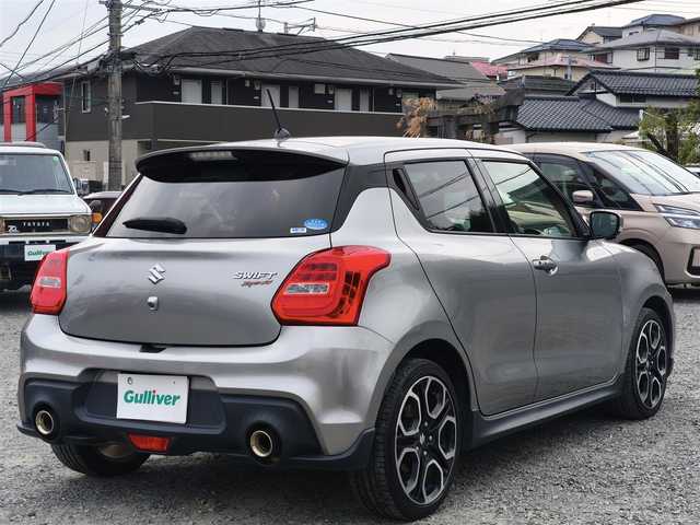 スズキ スイフト スポーツ セーフティPKG 熊本県 2019(令1)年 3.3万km プレミアムシルバーメタリック ワンオーナー/純正8インチナビ（CN-RZ843)/【フルセグTV/CD/DVD/BT】/全周囲カメラ/衝突軽減防止装置/アダプティブクルーズコントロール/レーンキープアシスト/パドルシフト/オートLEDライト/オートハイビーム/ウィンカーミラー/D席シートヒーター/純正17インチAW/プッシュスタート/スマートキー/純正フロアマット/横滑り防止装置/ABS/保証書/取扱説明書/スペアキー