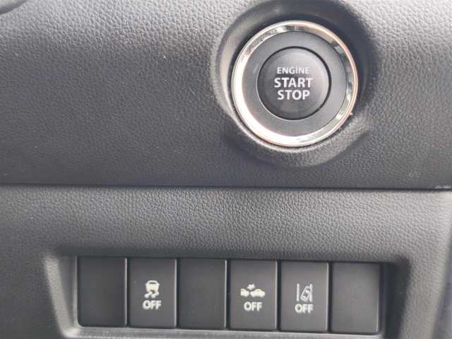 スズキ スイフト スポーツ セーフティPKG 熊本県 2019(令1)年 3.3万km プレミアムシルバーメタリック ワンオーナー/純正8インチナビ（CN-RZ843)/【フルセグTV/CD/DVD/BT】/全周囲カメラ/衝突軽減防止装置/アダプティブクルーズコントロール/レーンキープアシスト/パドルシフト/オートLEDライト/オートハイビーム/ウィンカーミラー/D席シートヒーター/純正17インチAW/プッシュスタート/スマートキー/純正フロアマット/横滑り防止装置/ABS/保証書/取扱説明書/スペアキー