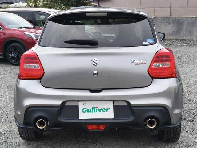 スズキ スイフト スポーツ セーフティPKG 熊本県 2019(令1)年 3.3万km プレミアムシルバーメタリック ワンオーナー/純正8インチナビ（CN-RZ843)/【フルセグTV/CD/DVD/BT】/全周囲カメラ/衝突軽減防止装置/アダプティブクルーズコントロール/レーンキープアシスト/パドルシフト/オートLEDライト/オートハイビーム/ウィンカーミラー/D席シートヒーター/純正17インチAW/プッシュスタート/スマートキー/純正フロアマット/横滑り防止装置/ABS/保証書/取扱説明書/スペアキー