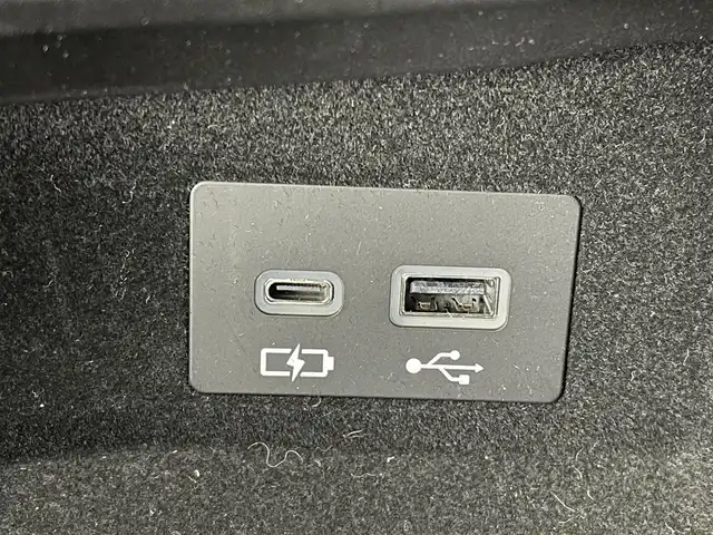 レクサス ＮＸ 350h Fスポーツ 茨城県 2023(令5)年 1.6万km ホワイトノーヴァガラスフレーク 純正ナビ/フルセグ視聴可/クルコン/全方位カメラ/MT付AT/DVD再生可/ETC2.0/ドラレコ/100V充電/Bluetooth接続/USB入力端子/電動リアゲート/パワーシート（D＋N席）/シートヒーター（D＋N席）/エアシート（D＋N席）/純正20インチAW/オートマチックハイビーム/LEDライト