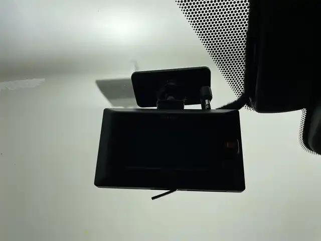 レクサス ＮＸ 350h Fスポーツ 茨城県 2023(令5)年 1.6万km ホワイトノーヴァガラスフレーク 純正ナビ/フルセグ視聴可/クルコン/全方位カメラ/MT付AT/DVD再生可/ETC2.0/ドラレコ/100V充電/Bluetooth接続/USB入力端子/電動リアゲート/パワーシート（D＋N席）/シートヒーター（D＋N席）/エアシート（D＋N席）/純正20インチAW/オートマチックハイビーム/LEDライト