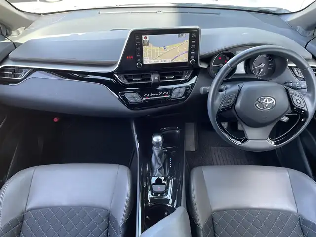 トヨタ Ｃ－ＨＲ G 島根県 2020(令2)年 9.3万km ホワイトパールクリスタルシャイン モデリスタエアロ /トヨタセーフティセンス/純正ディスプレイナビ/パノラミックビューモニター/レーダークルーズコントロール/レーンキープ/クリアランスソナー/BSM/ハーフレザー調シート/シートヒーター /ステアリングスイッチ/前後ドライブレコーダー /ビルトインETC/社外アルミホイール/LEDオートライト/オートマチックハイビーム /純正フロアマット/純正ドアバイザー