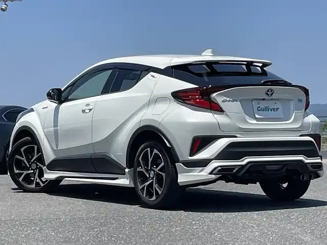 トヨタ Ｃ－ＨＲ G 島根県 2020(令2)年 9.3万km ホワイトパールクリスタルシャイン モデリスタエアロ /トヨタセーフティセンス/純正ディスプレイナビ/パノラミックビューモニター/レーダークルーズコントロール/レーンキープ/クリアランスソナー/BSM/ハーフレザー調シート/シートヒーター /ステアリングスイッチ/前後ドライブレコーダー /ビルトインETC/社外アルミホイール/LEDオートライト/オートマチックハイビーム /純正フロアマット/純正ドアバイザー