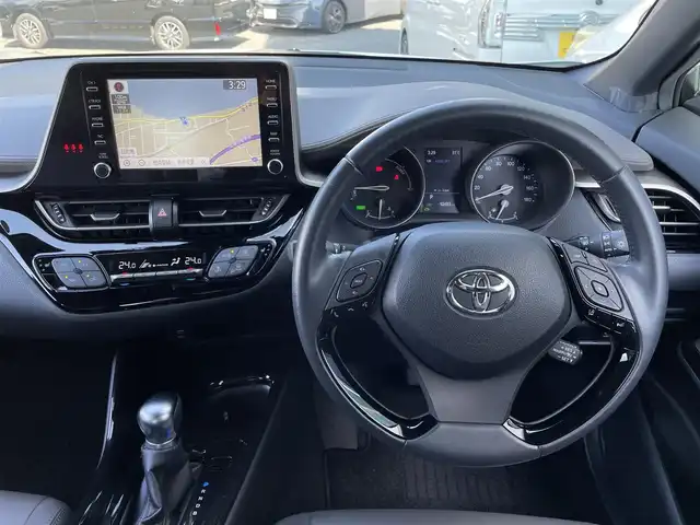 トヨタ Ｃ－ＨＲ G 島根県 2020(令2)年 9.3万km ホワイトパールクリスタルシャイン モデリスタエアロ /トヨタセーフティセンス/純正ディスプレイナビ/パノラミックビューモニター/レーダークルーズコントロール/レーンキープ/クリアランスソナー/BSM/ハーフレザー調シート/シートヒーター /ステアリングスイッチ/前後ドライブレコーダー /ビルトインETC/社外アルミホイール/LEDオートライト/オートマチックハイビーム /純正フロアマット/純正ドアバイザー