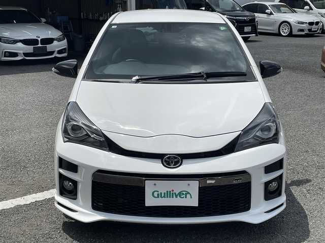 トヨタ ヴィッツ GRMNターボ 神奈川県 2018(平30)年 1.7万km スーパーホワイトⅡ GRMN専用T-Connectナビ/TOYOTA GAZOO Racing Recorder付/（サーキットラップタイム計測・走行データ分析機能）/・フルセグTV/CD/BT/バックカメラ/ETC/前後ドライブレコーダー/スマートキー/専用大型リヤスポイラー/専用カラードバックドアガーニッシュ/専用リヤコンビネーションランプ/専用ヘッドランプ/専用リヤバンパー＆専用マフラー/専用フロントバンパー/BBS製17インチ鍛造アルミホイール/専用チューニングSACHS製アブソーバー/トルセンLSD/GRフロアマット/GRラゲージマット/保証書/取扱説明書/スペアキー×1