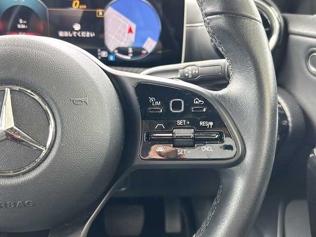メルセデス・ベンツ Ａ２００ｄ 鳥取県 2020(令2)年 5.4万km ジュピターレッド ディーラー車/スマートキーx２個/ハーフレザーシート/デジタルインナーミラー/プリクラッシュセーフティ/ブラインドスポットモニタリング/レーンデパーチャーアラート/アダクティブクルーズ/インテリソナー/オートハイビーム/ドライブレコーダー/パドルシフト/コネクテットナビ/フルセグ・Bluetooth/カーボン調インテリアパネル/前席メモリ付パワーシート/前席シートヒーター/パーキングアシスト/ビルトインETC/保証書・取説