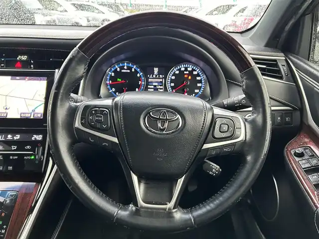 トヨタ ハリアー プレミアム アドバンスドP 宮城県 2017(平29)年 14.4万km ホワイトパールクリスタルシャイン 純正メーカーオプションナビ/フルセグTV/アラウンドビューモニター/レーダークルーズコントロール/パワーバックドア/D席パワーシート/ETC/LEDヘッドライト/オートマチックハイビーム/レザーシート/前後コーナーセンサー/スマートキー/純正18インチアルミホイール