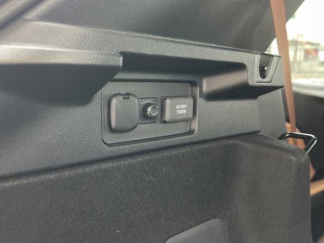 レクサス ＬＢＸ ビスポークビルド 秋田県 2024(令6)年 2.9万km オレンジⅡ 純正ディスプレオーディオ/純正BT、TV/バックカメラ、全方位カメラ/純正18インチAW/スペアキー/ETC2.0/４WD/取説、保証書