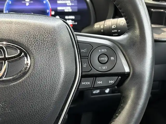 トヨタ ハリアー Z レザーパッケージ 愛知県 2023(令5)年 3万km プラチナホワイトパールマイカ ワンオーナー/パノラマルーフ/全方位カメラ/追従クルーズコントロール/純正ナビ/Bluetooth/Apple CarPlay/Android Auto/ETC2.0/フルセグTV/ドライブレコーダー/JBLプレミアムサウンド/レザーシート/前後コーナーセンサー/パワーシート/エアシート/シートヒーター/ステアリングヒーター/LEDオートマチックハイビーム/純正フロアマット/純正アルミホイール/保証書/取扱説明書/スペアキー