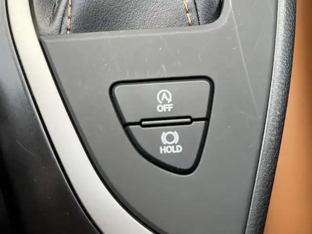 レクサス ＵＸ 200 バージョンC 奈良県 2019(平31)年 2.4万km グラファイトブラックガラスフレーク 純正ナビ　/フルセグＴＶ/BT/CD/DVD/SD/AUX/バックカメラ　/茶革シート　/ＥＴＣ２．０　/ドライブレコーダー　/追従型クルーズコントロール　/シートヒーター　/パワーシート　/ＬＥＤヘッドライト　/衝突被害軽減システム　/ルーフレール/シートメモリ/AUTOHOLD/純正17インチアルミホイール/フロアマット/カードキー有