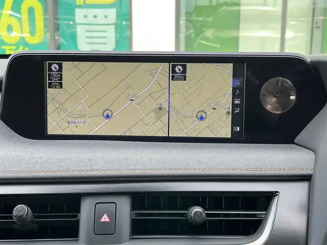 レクサス ＵＸ 200 バージョンC 奈良県 2019(平31)年 2.4万km グラファイトブラックガラスフレーク 純正ナビ　/フルセグＴＶ/BT/CD/DVD/SD/AUX/バックカメラ　/茶革シート　/ＥＴＣ２．０　/ドライブレコーダー　/追従型クルーズコントロール　/シートヒーター　/パワーシート　/ＬＥＤヘッドライト　/衝突被害軽減システム　/ルーフレール/シートメモリ/AUTOHOLD/純正17インチアルミホイール/フロアマット/カードキー有