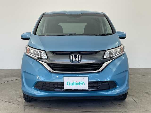 ホンダ フリード＋ G ホンダセンシング 兵庫県 2019(平31)年 6.4万km ブルーホライゾンM ・純正ナビ（VXM-194Ci）/CD/Bluetooth/・バックカメラ/・ビルトインETC/・両側パワースライドドア/・Honda　SENSING/・衝突軽減ブレーキ/・誤発進抑制機能/・アダプティブクルーズコントロール/・車線維持支援システム/・歩行者事故低減ステアリング/・路外逸脱抑制機能/・先行車発進お知らせ機能/・標識認識機能/・LEDヘッドライト/・コンフォートビューパッケージ/・フロントガラス熱線/・ミラーヒーター/・スマートキー/・プッシュスタート