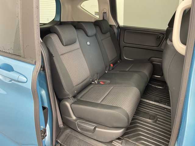 ホンダ フリード＋ G ホンダセンシング 兵庫県 2019(平31)年 6.4万km ブルーホライゾンM ・純正ナビ（VXM-194Ci）/CD/Bluetooth/・バックカメラ/・ビルトインETC/・両側パワースライドドア/・Honda　SENSING/・衝突軽減ブレーキ/・誤発進抑制機能/・アダプティブクルーズコントロール/・車線維持支援システム/・歩行者事故低減ステアリング/・路外逸脱抑制機能/・先行車発進お知らせ機能/・標識認識機能/・LEDヘッドライト/・コンフォートビューパッケージ/・フロントガラス熱線/・ミラーヒーター/・スマートキー/・プッシュスタート