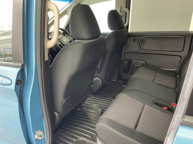 ホンダ フリード＋ G ホンダセンシング 兵庫県 2019(平31)年 6.4万km ブルーホライゾンM ・純正ナビ（VXM-194Ci）/CD/Bluetooth/・バックカメラ/・ビルトインETC/・両側パワースライドドア/・Honda　SENSING/・衝突軽減ブレーキ/・誤発進抑制機能/・アダプティブクルーズコントロール/・車線維持支援システム/・歩行者事故低減ステアリング/・路外逸脱抑制機能/・先行車発進お知らせ機能/・標識認識機能/・LEDヘッドライト/・コンフォートビューパッケージ/・フロントガラス熱線/・ミラーヒーター/・スマートキー/・プッシュスタート