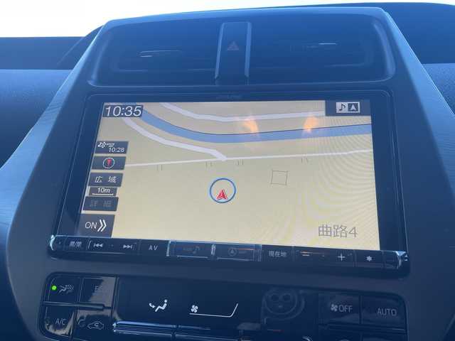 トヨタ プリウス ＰＨＶ S GRスポーツ 岐阜県 2018(平30)年 8.2万km ホワイトパールクリスタルシャイン ALPINE９型ナビ/・フルセグ/・Bluetooth/バックモニター/ドライブレコーダー/ビルドインETC/アダプティブクルーズコントロール/シートヒーター/スマーキー/プッシュスタート