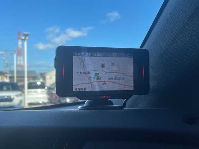 トヨタ プリウス ＰＨＶ S GRスポーツ 岐阜県 2018(平30)年 8.2万km ホワイトパールクリスタルシャイン ALPINE９型ナビ/・フルセグ/・Bluetooth/バックモニター/ドライブレコーダー/ビルドインETC/アダプティブクルーズコントロール/シートヒーター/スマーキー/プッシュスタート