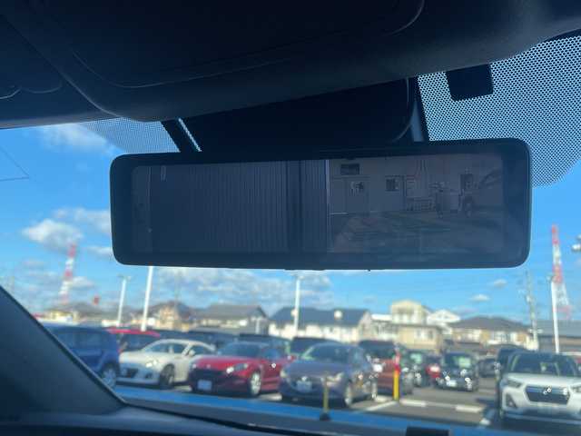 トヨタ プリウス ＰＨＶ S GRスポーツ 岐阜県 2018(平30)年 8.2万km ホワイトパールクリスタルシャイン ALPINE９型ナビ/・フルセグ/・Bluetooth/バックモニター/ドライブレコーダー/ビルドインETC/アダプティブクルーズコントロール/シートヒーター/スマーキー/プッシュスタート